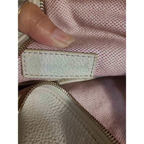 Dooney & Bourke Dillen Ivory Pebbled Leather Hobo Bag Large Pocket Sac Purse - Picture 14 of 16